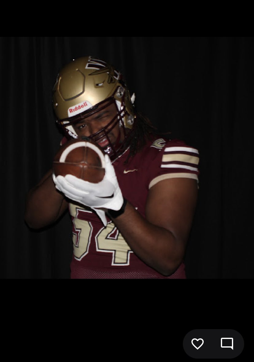 FabianMathis24's tweet photo. After a great conversation and visit
I am blessed to receive an official offer from @WalshUFootball !! @CoachMatea @BrutonKendrick #swordsup https://t.co/MS5l6LZuIz