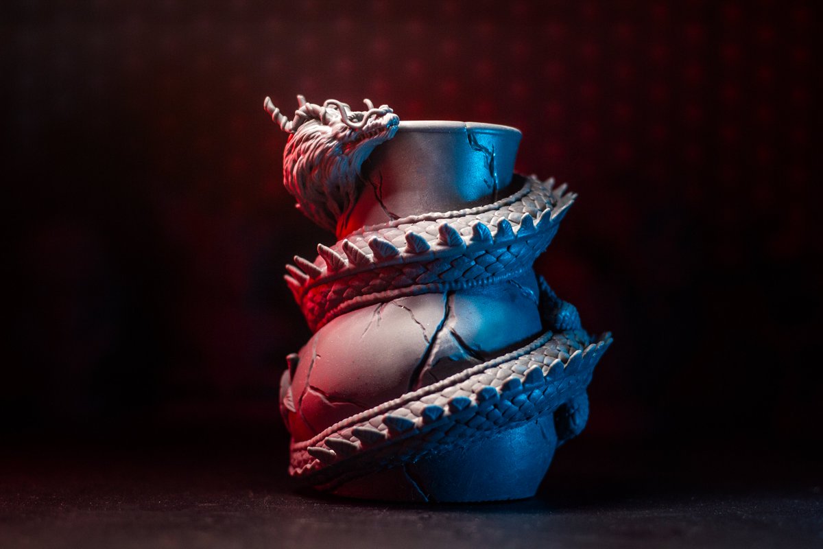 Dragon Vase... I know, super original name :D

Printed on <a href="/Elegoo_Official/">ELEGOO</a> Saturn 3 Ultra
Presupported in @LycheeSlicer 

Model available on my Patreon, <a href="/Cults3D/">Cults.</a> and <a href="/printablescom/">Printables.com</a> 

#3dprinting #3dprinted