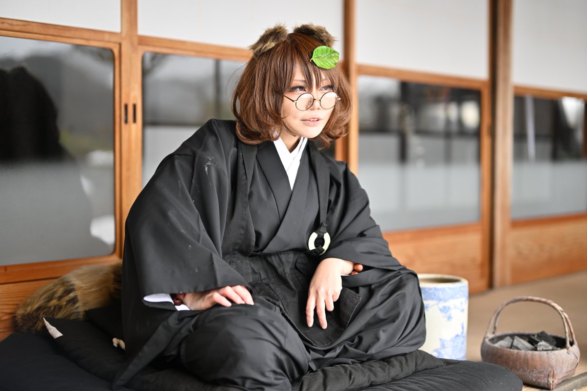 二ッ岩マミゾウ 「おはよ撮って出し無加工の儂(41)じゃ 」|菊壱のイラスト