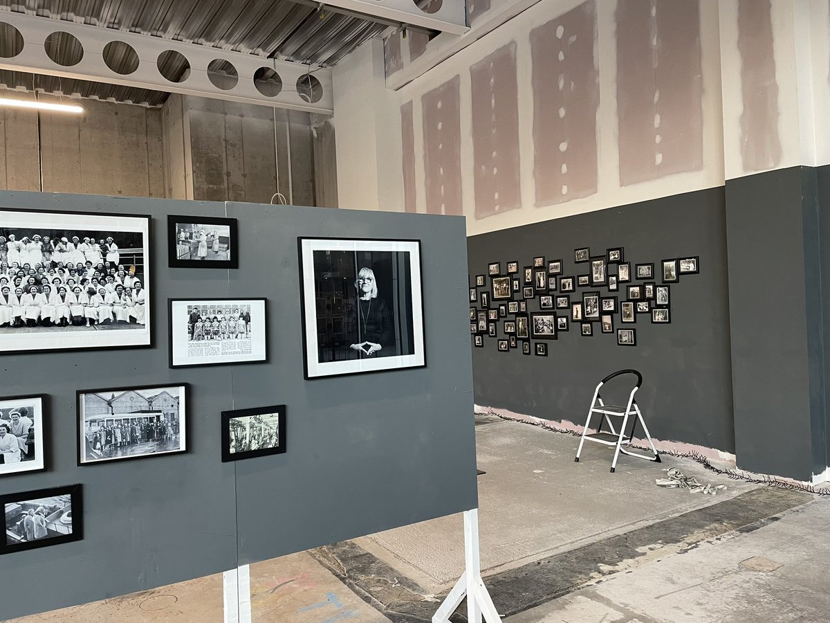 .“DOCKLANDERS” an exhibition celebrating the many people who lived and worked on the Dublin Docklands over the years ..my contemporary photographs alongside old photos from the local area and the Dublin Dockworkers Preservation Society <a href="/WindmillQTR/">Windmill QTR</a> <a href="/PhotoMuseumIRL/">Photo Museum Ireland</a> <a href="/PhotoIreland/">PhotoIreland.org</a>