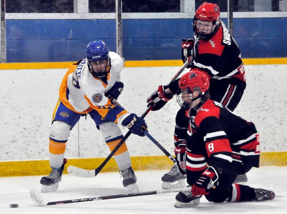 Southwest Cougars coach Tanner Lewis knows he’s not going to catch the first-place #bdnmb Wheat Kings. Instead, the 27-year-old bench boss is focused on coaching his players to hold off the third-place Winnipeg Wild and fourth-place Winnipeg Thrashers... bit.ly/3uhaW4y