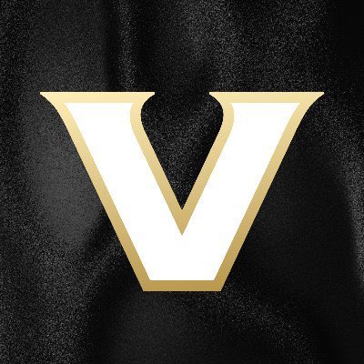 Couple of high academic P5 coaches swinging by today to talk about our student-athletes! Thanks to @CoachChrisSlade @UVAFootball @Coach_Flaherty @VandyFootball for making to trip up north!
