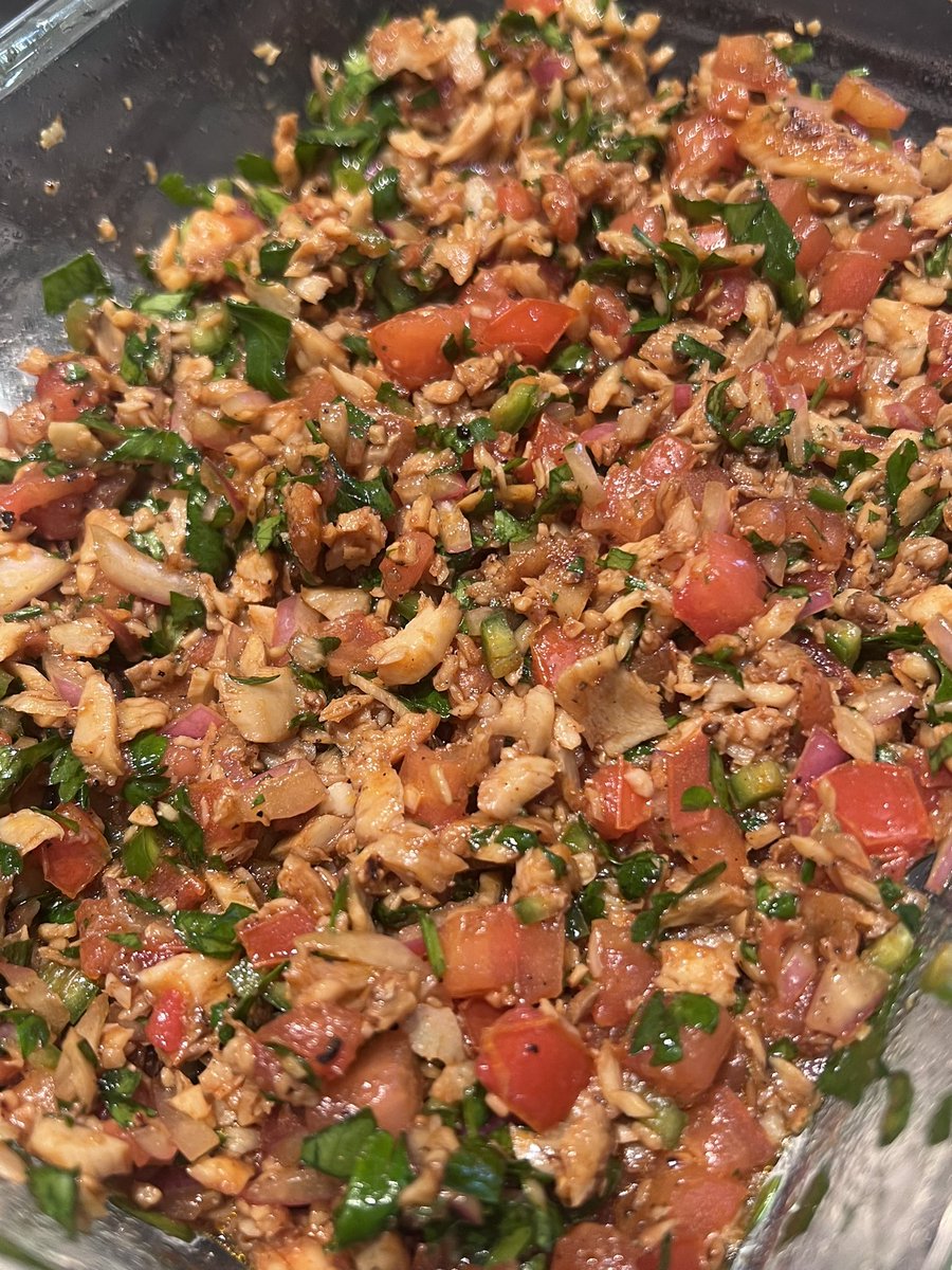 lucysosa20's tweet photo. Hoy me cocine un salpicón de pescado y me quedó 🤤🤤🤤 me encanta cocinar 🤩 https://t.co/Rj2Q7jWcpq