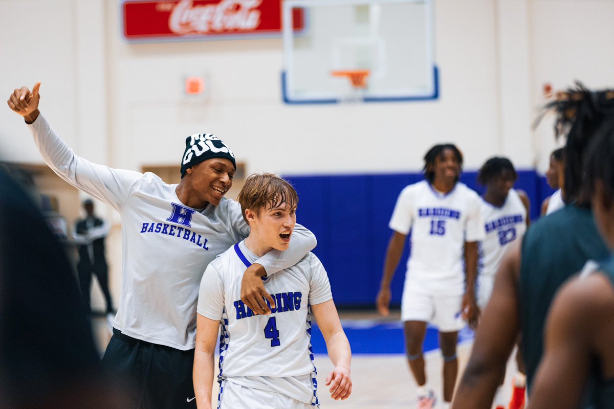 HALionsLive's tweet image. We couldn’t pick a favorite from Friday night, so here are 4. 
📸 @murphychatt