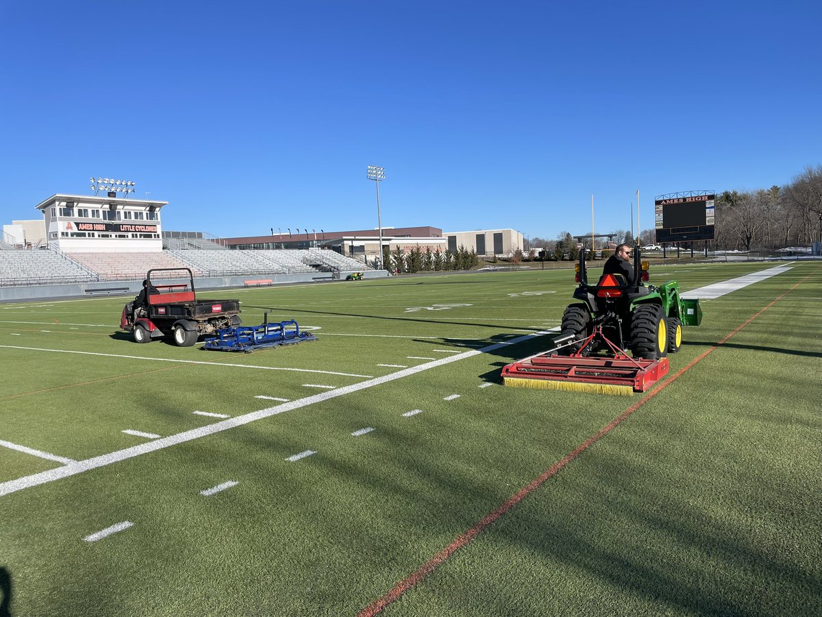 Iowa Sports Turf tweet media