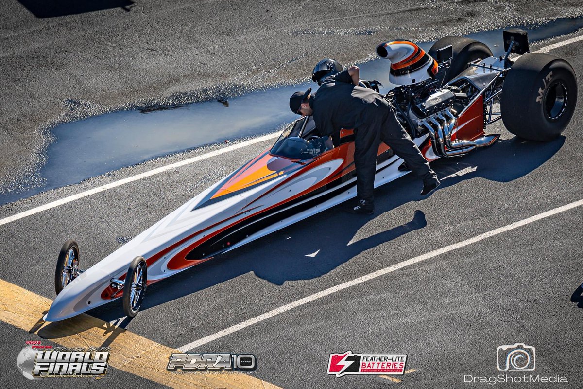 TylerCrossnoe's tweet photo. Come on racing season, ready to block the world out and put a helmet on again. https://t.co/bPf2uhssPE
