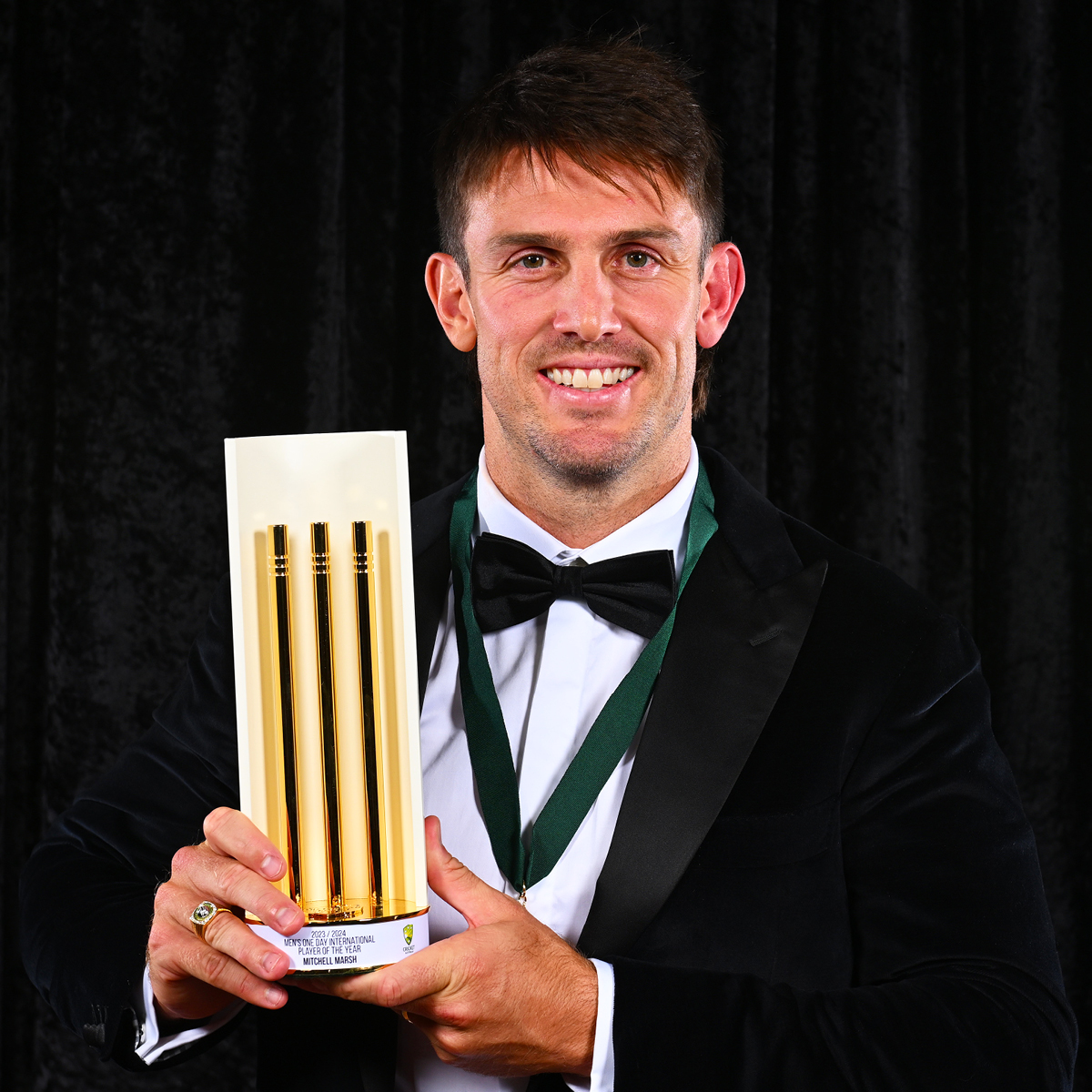 Congratulations Bison! 🦬 Mitch has claimed the dual accolades of the Allan Border Medal and Men's ODI Player of the Year! 🏏 Jason Behrendorff also won the Men's T20I Player of the Year 🔥 Read more 👉 bit.ly/4bhFxiW #MADETOUGH