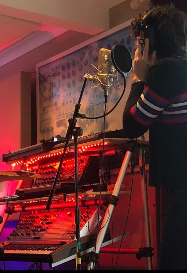 ⠀     
 ⠀        ⠀  
ᅟᅟ        

 ⠀