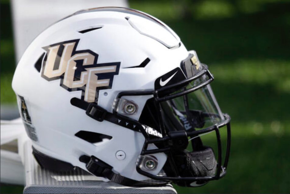#yessirr After a great sit down with @TrovonReed i’m HONORED! to have a offer from The University Of Central Florida 💞 #centralflorida @TrovonReed @UCF_Football @On3Recruits @247Sports @samspiegs @DPTnola