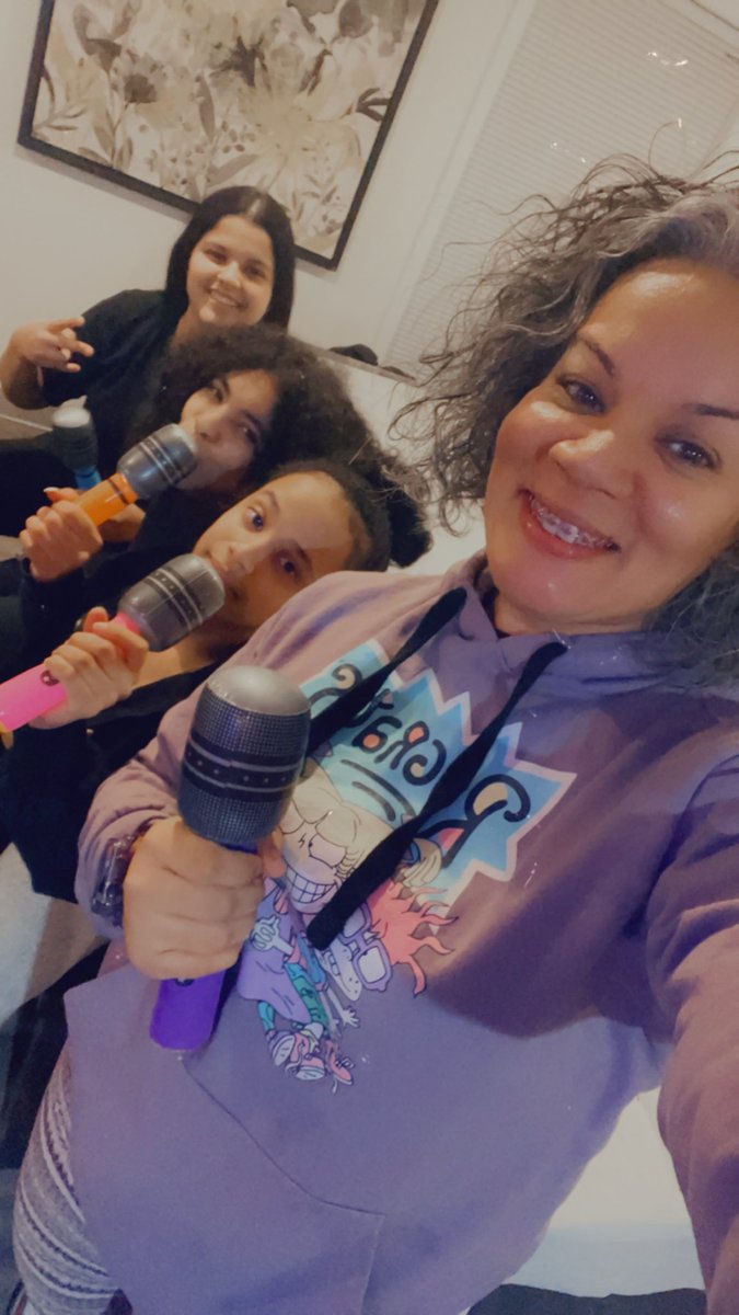 Claudia Delacruz tweet media