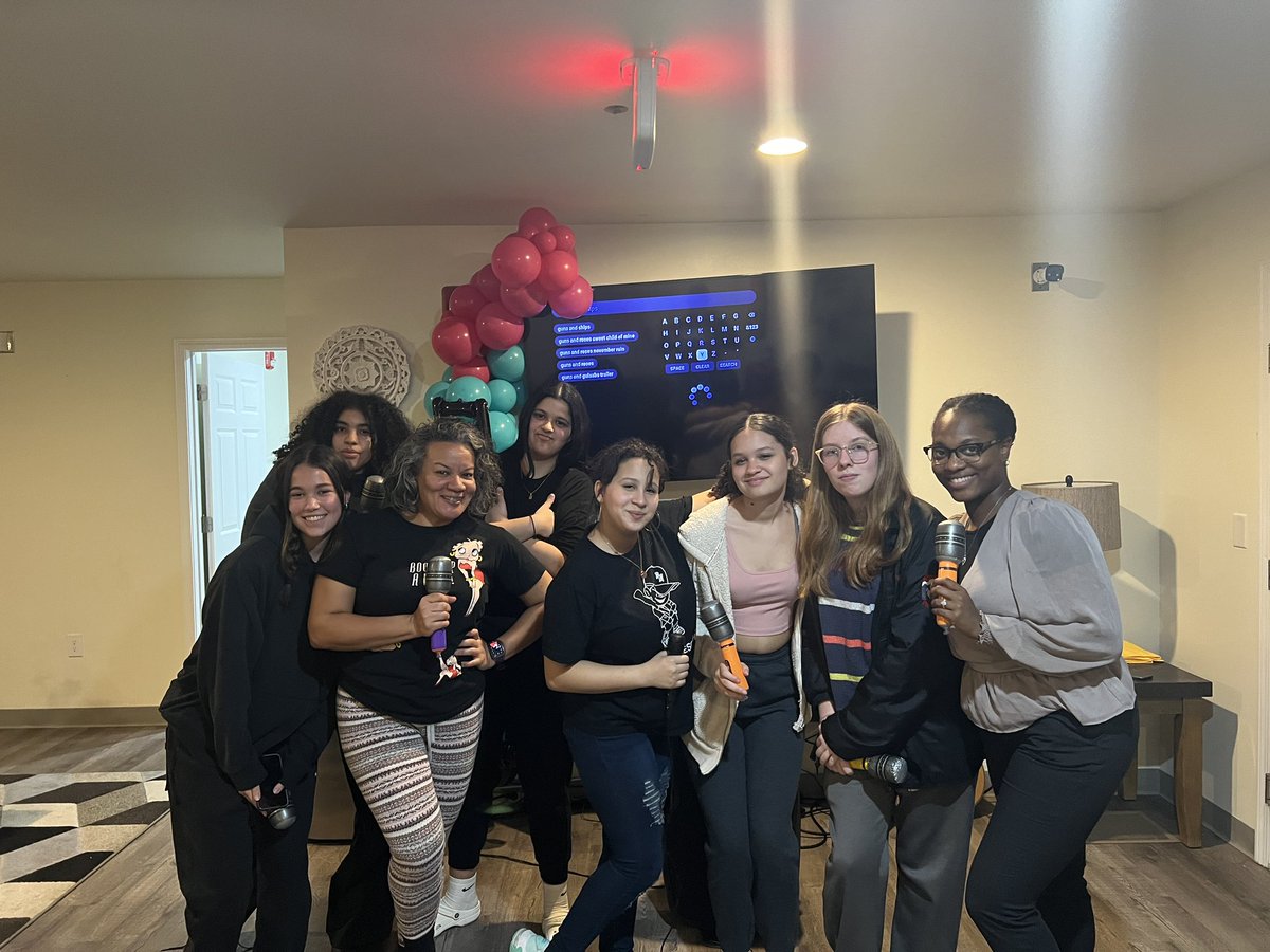 Claudia Delacruz tweet media