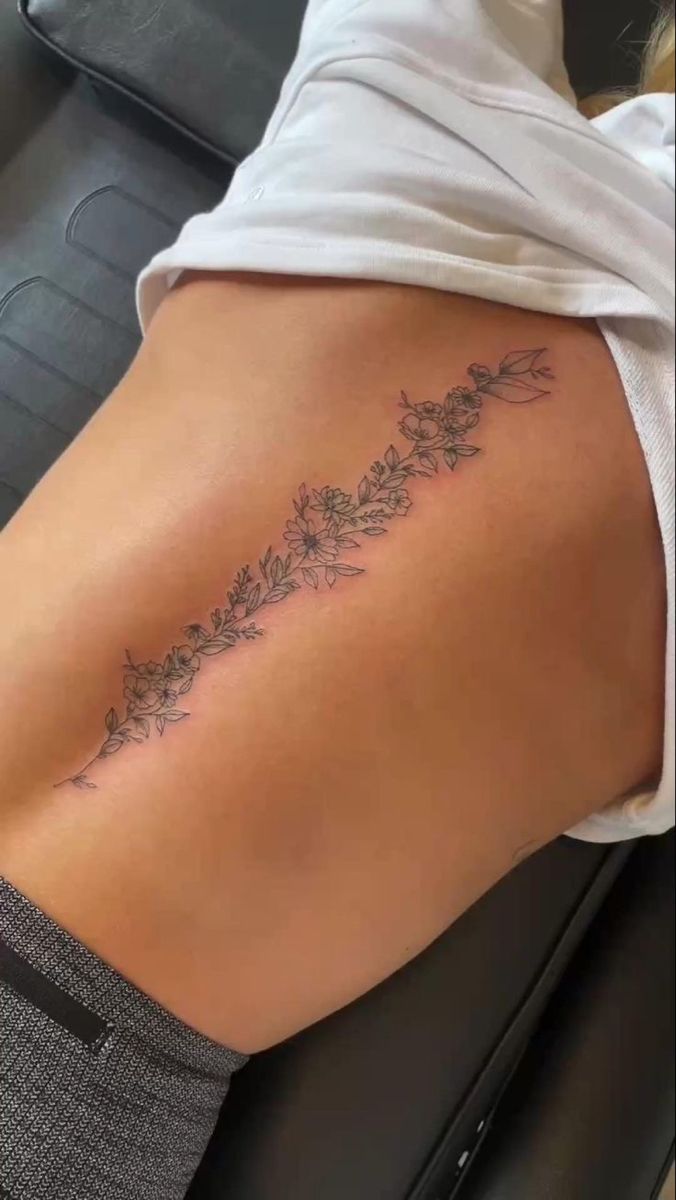 CarlaSutto43133's tweet photo. Tattoo ideas
https://t.co/nHBl7giyBt
#FemaleTattoos #FeminineTats #MiniTattoos #CreativeTattoos #PatchworkTattoos #MeaningfulTattoos https://t.co/5QlfhXvDiy
