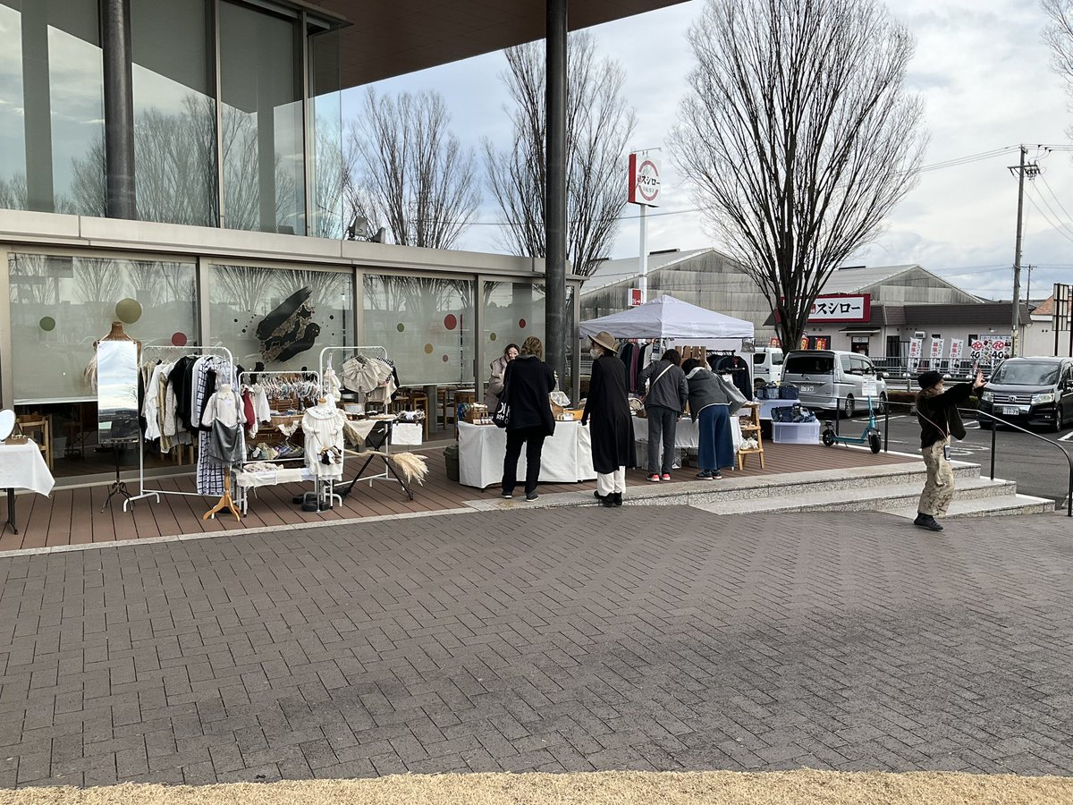 aigatari_s's tweet photo. 本日 #可児市文化創造センターala
#じゃぱんSANDWICH  にてイベント出店しております♪
ハンドメイド商品販売店も多く出店されてみえますので是非お立ち寄り下さい！ https://t.co/4U4i3QuJaq