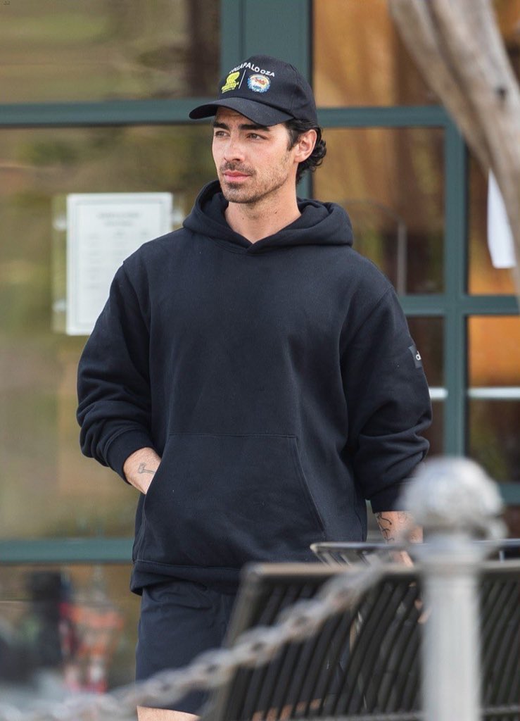 joejonasfiles's tweet photo. joe jonas https://t.co/viEagZM6Sq