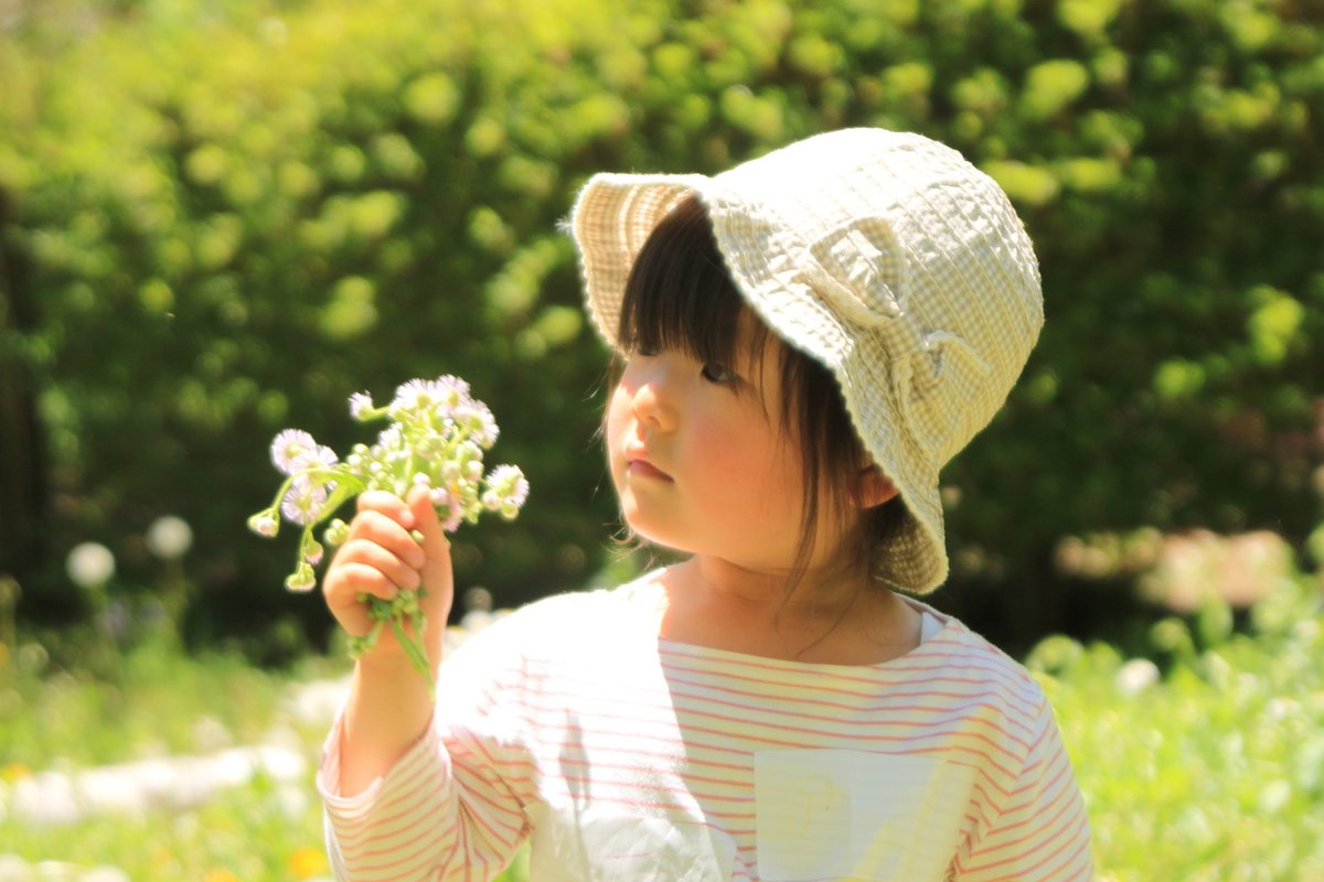 《申込受付中！》『春の自然で あそぼう、つくろう♪』村松亜希子／インタープリター【日時】2024年4月13日（土）13:00-14:30【詳細】kazoku-no-atelier.com/art/51085/ #かぞくのアトリエ #イベント #こどもとおでかけ #村松亜希子