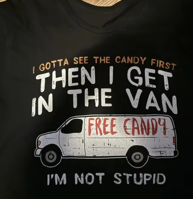 KBeeY007's tweet photo. I'm actually pretty smart! 😎 Show me the candy and I'm all yours! #candy #free #van #bangbus #lol #freecandy #lol #wtf #kidnapped https://t.co/YHVCHslkan