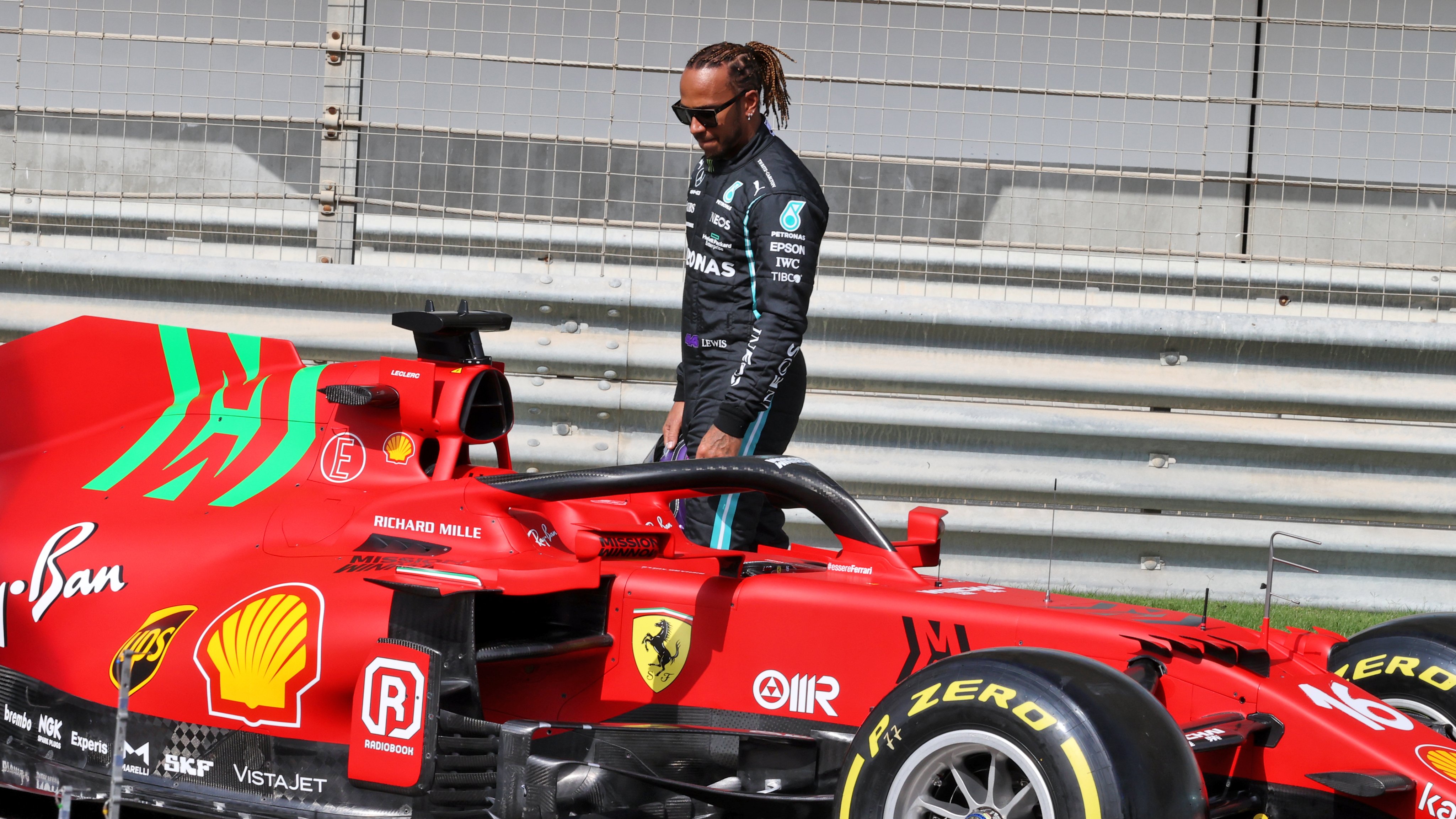 F1 Hamilton vai para Ferrari em 2025 ALL THE CARS