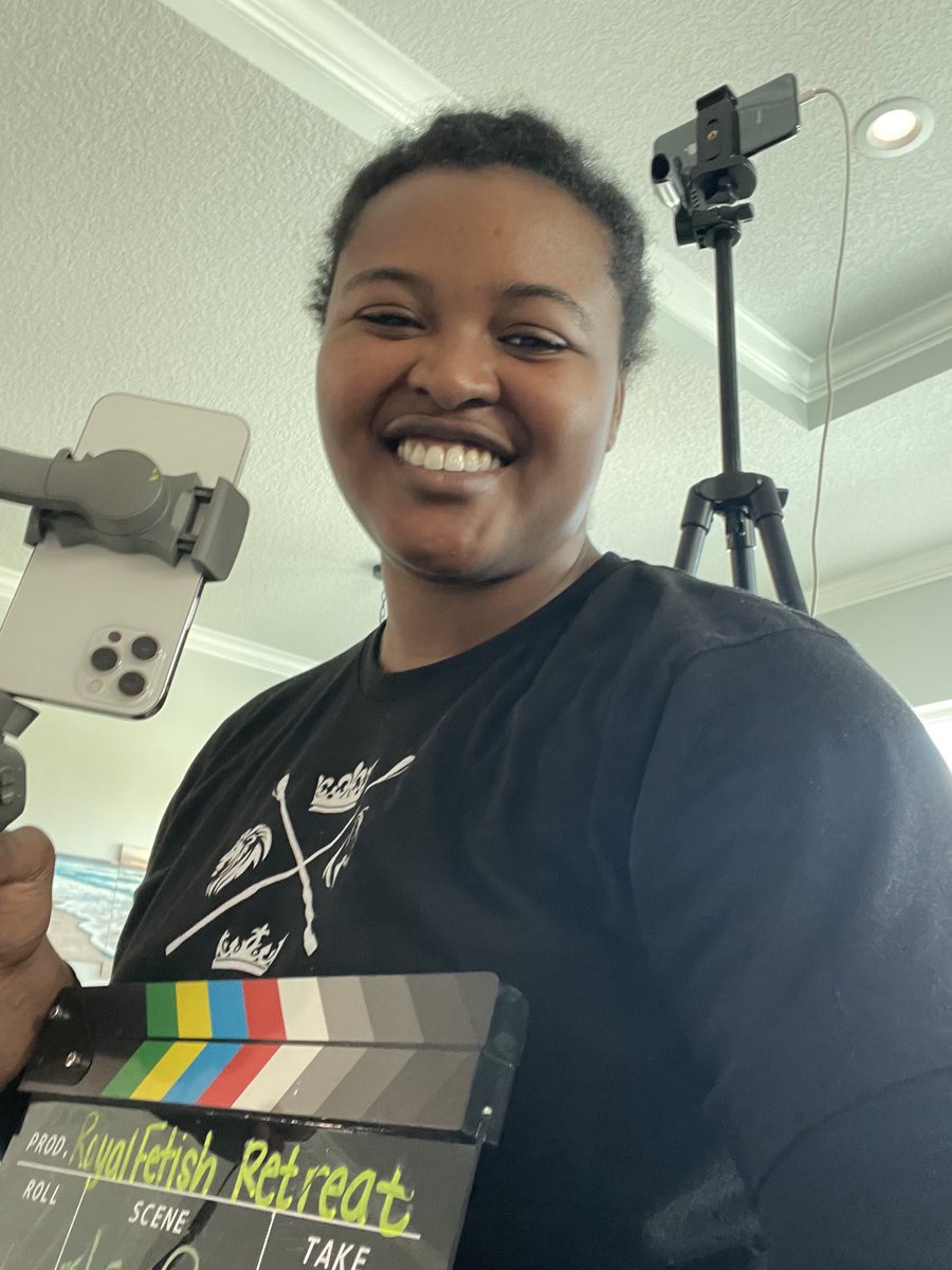 GlittersaurusRex tweet media