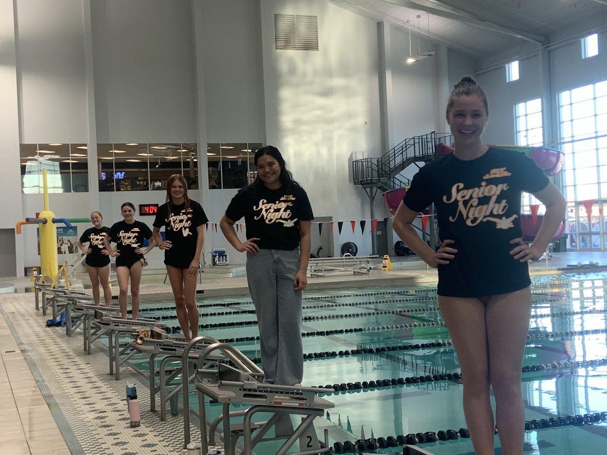 FZNactivities's tweet photo. Swim &amp; Dive Seniors! #2024 https://t.co/j01vQZBZZF