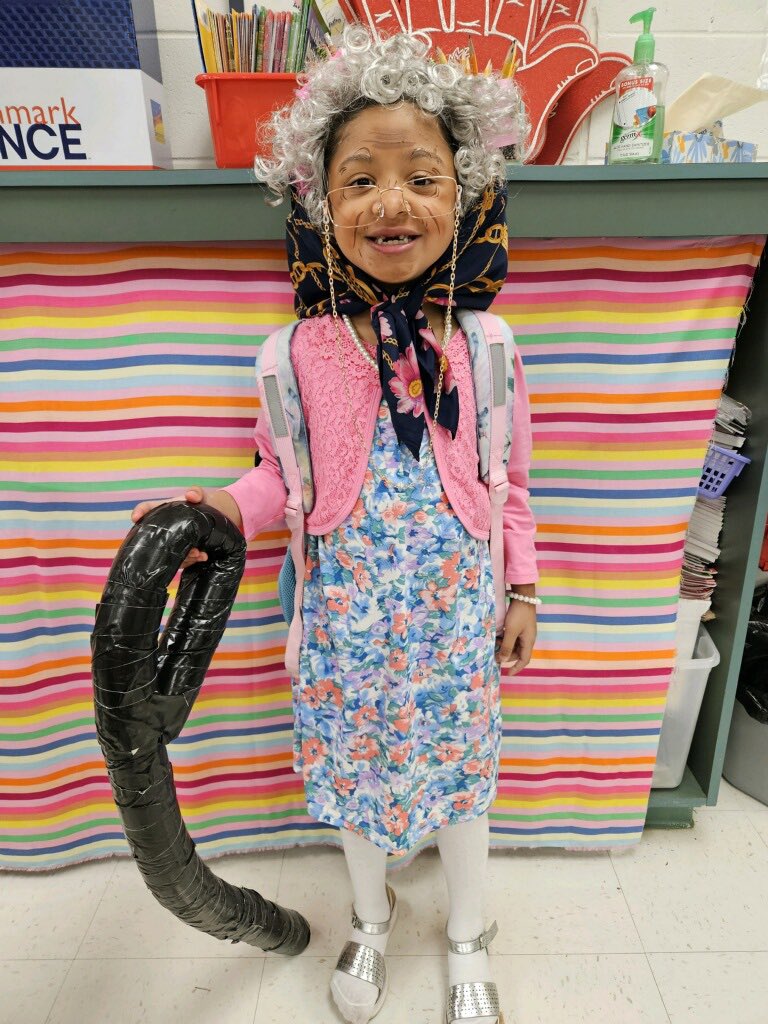 FreedomVolusia's tweet image. Our campus was flooded with centenarians today as our kindergartners celebrated the joys of 100 days of learning! #100thdayofschool