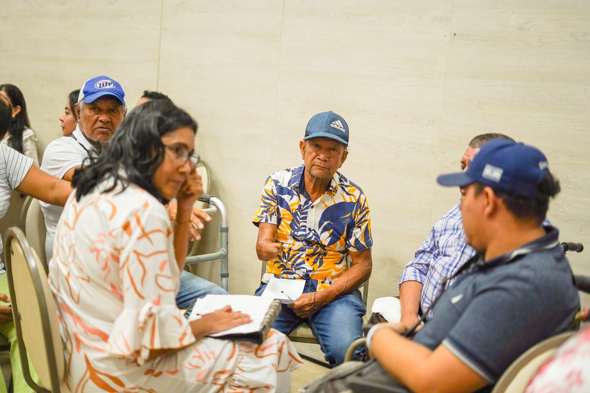 KarinaLlanosT's tweet photo. En la construcción de la hoja de ruta departamental para los próximos años, escuchamos a los jóvenes y personas con discapacidad quienes expresaron sus ideas y así construir metas ajustadas a las realidades y necesidades que generen una sostenibilidad social mas efectiva en el departamento.