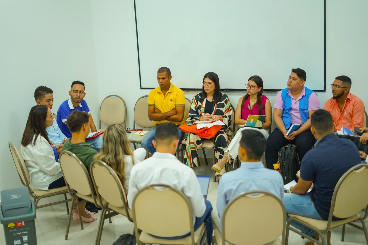 KarinaLlanosT's tweet photo. En la construcción de la hoja de ruta departamental para los próximos años, escuchamos a los jóvenes y personas con discapacidad quienes expresaron sus ideas y así construir metas ajustadas a las realidades y necesidades que generen una sostenibilidad social mas efectiva en el departamento.