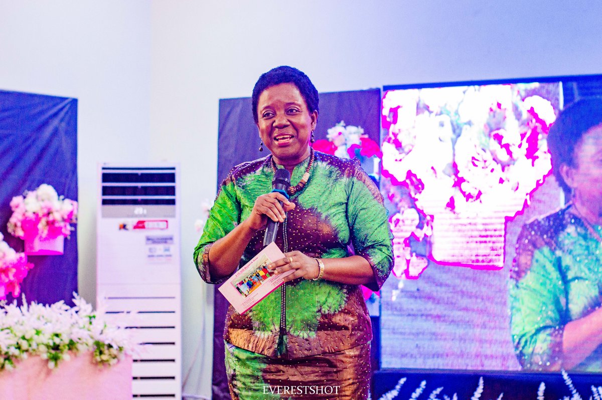 ENCASEproject's tweet photo. Yesterday, 30th January 2024, the Ending Child Marriage in Nigeria through Community-Led Media Series( ENCASE project) funded by @gchallenges  held a hybrid Stakeholders Dissemination meeting at the College of Medicine, University of Ibadan. https://t.co/kL1X4IwcfX