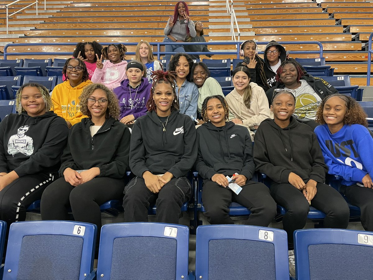 coachkpless's tweet photo. Team at the Fayetteville State game tonight! https://t.co/z2NsY5cJjt