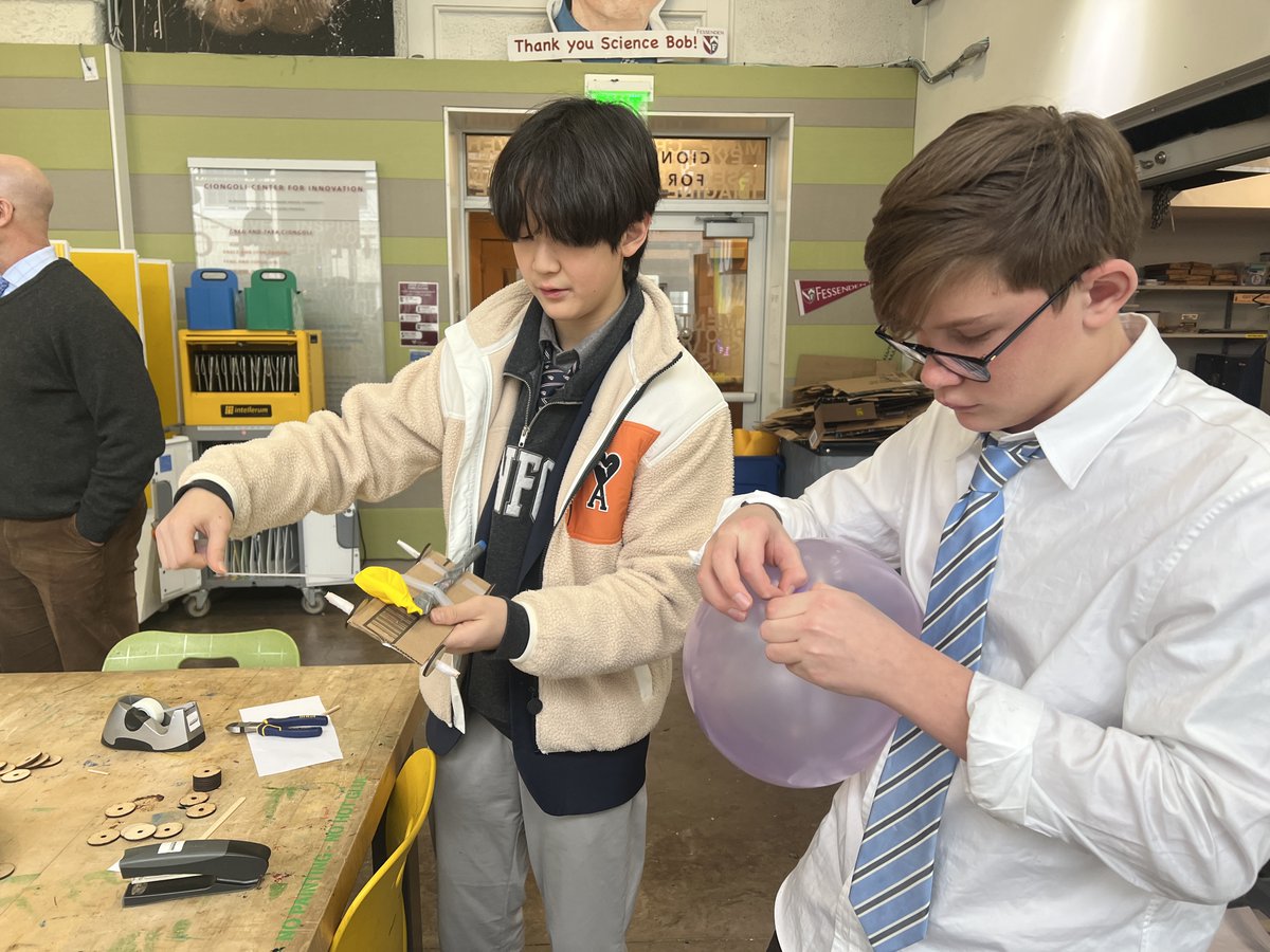 FessyiLab's tweet image. The balloon-powered vehicle  challenge in the Upper School Engineering Club this afternoon featured some creative designs! 🏎️🎈@cdanzi613 #makered #makerspace #buildtolearn #handsonlearning #engineering #designthinking #physics