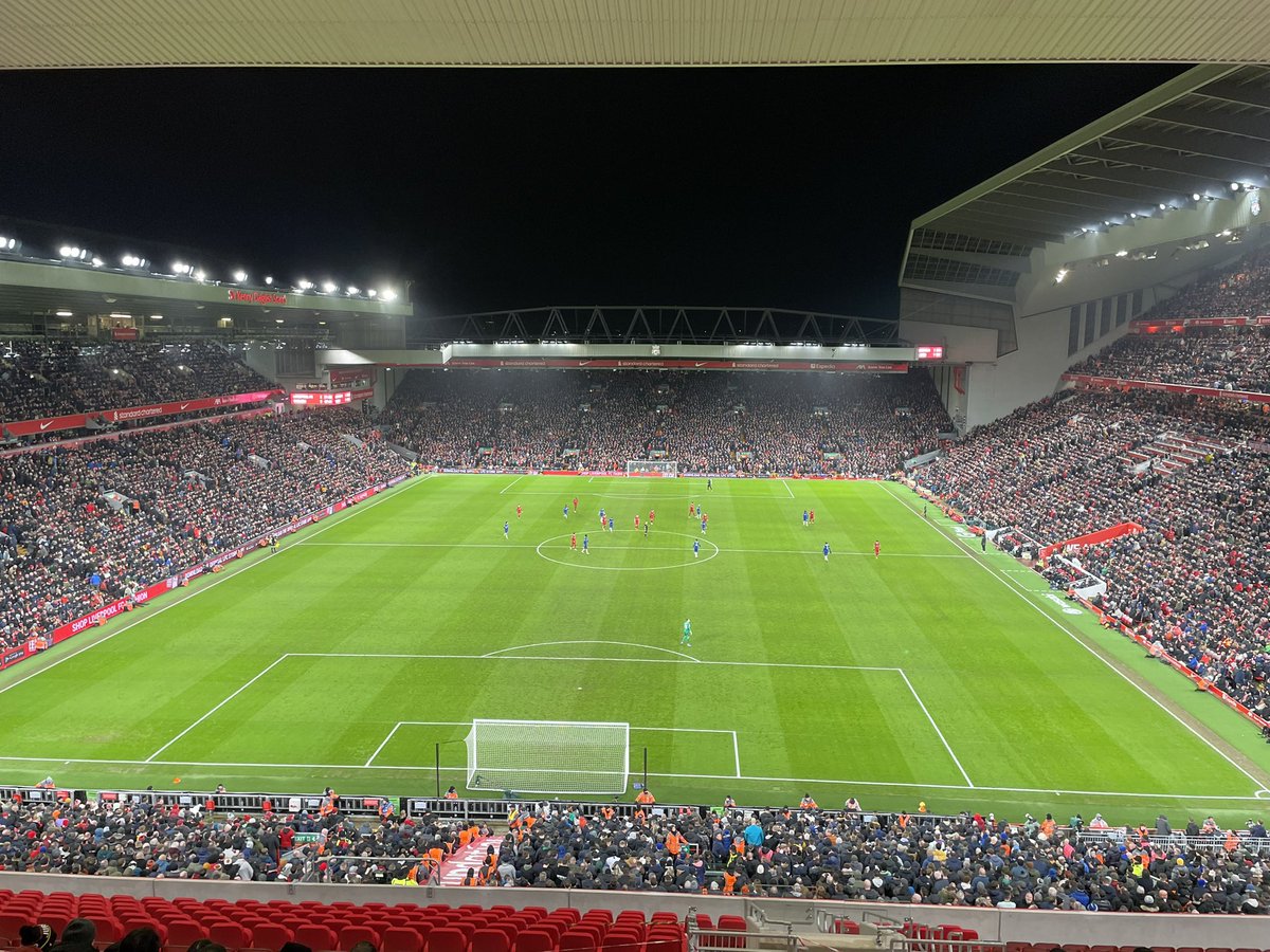 pgal_11's tweet photo. Fuck the tories  #anfield https://t.co/SdzpoJnjVw