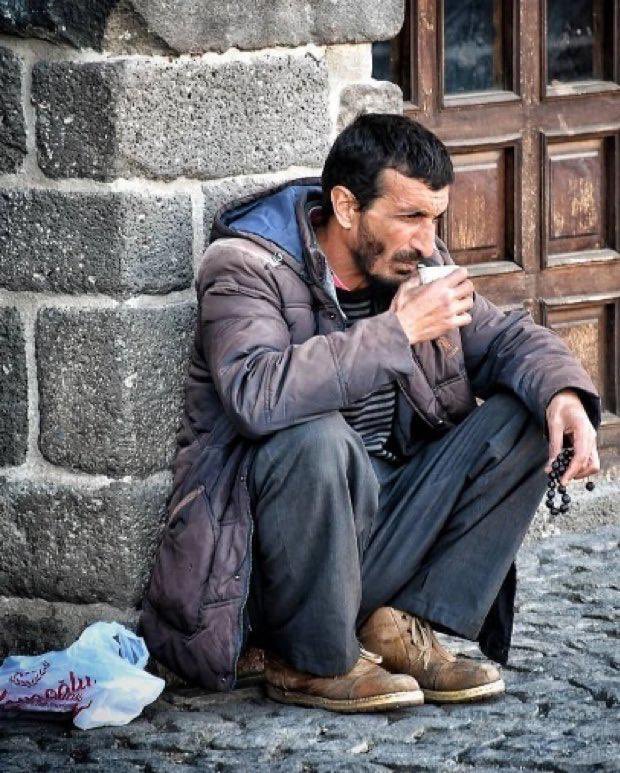 Diyarbakırlı güzel insan #RamazanHoca...

Allah rahmet eylesin.

Bunu yapanın ne dünyada ne ahirette yanına kalır...