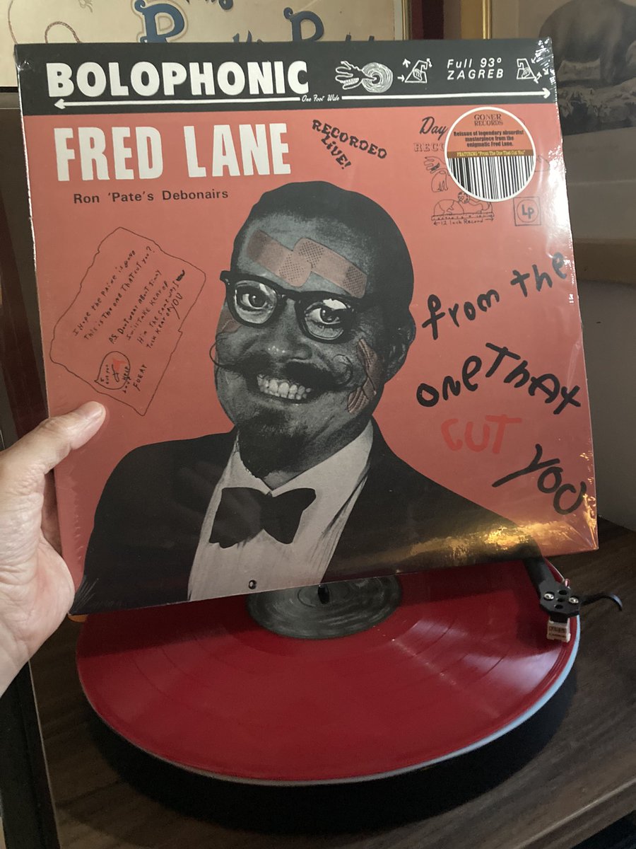 The kind of record you could really only ever buy from @ProbeRecords The only thing that could improve it would be a tiny white sticker in the top corner with their handwritten review on. Fred Lane on @gonerrecords #bolophonic