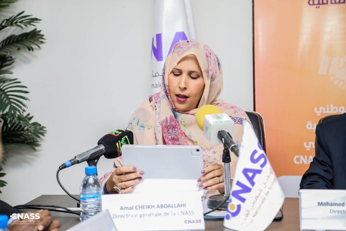 AbdallahiAmal's tweet photo. توقيع اتفاقية شراكة بين #CNASS و المركز الوطني للخدمات الجامعية #CNOU للسماح للطلبة الجامعيين بالاستفادة لأول مرة من الحماية الاجتماعية في مجال #الصحة! https://t.co/OOU5mOB56q