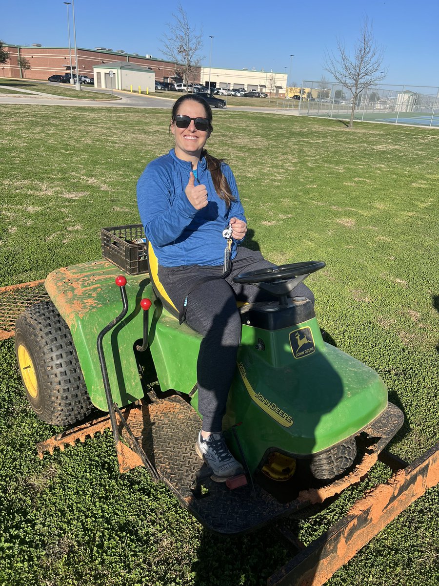 Harlan Hawk Softball tweet media