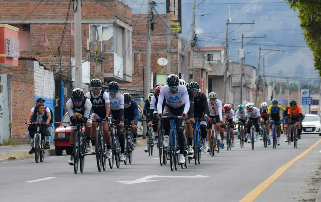 #CampeonatoNacional2024🇪🇨🚴‍♂️, Nuestros guerreros reconocen el trazado donde se cumplirá la contrarreloj. 

#SomosUnaFamilia
#CiclearNosMueve
