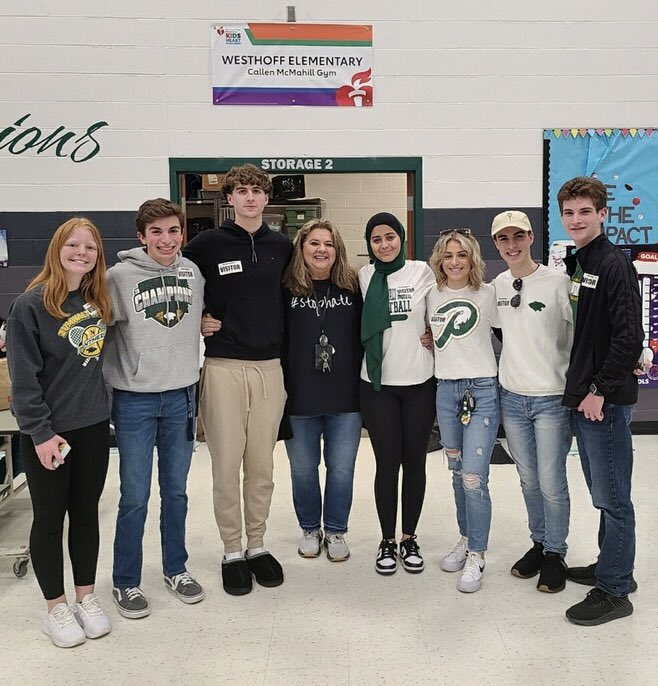 First League of Leaders elementary visit!! <a href="/ZumWesthoff/">FZSD Westhoff</a> <a href="/FZN_Panthers/">FZN_Panthers</a>