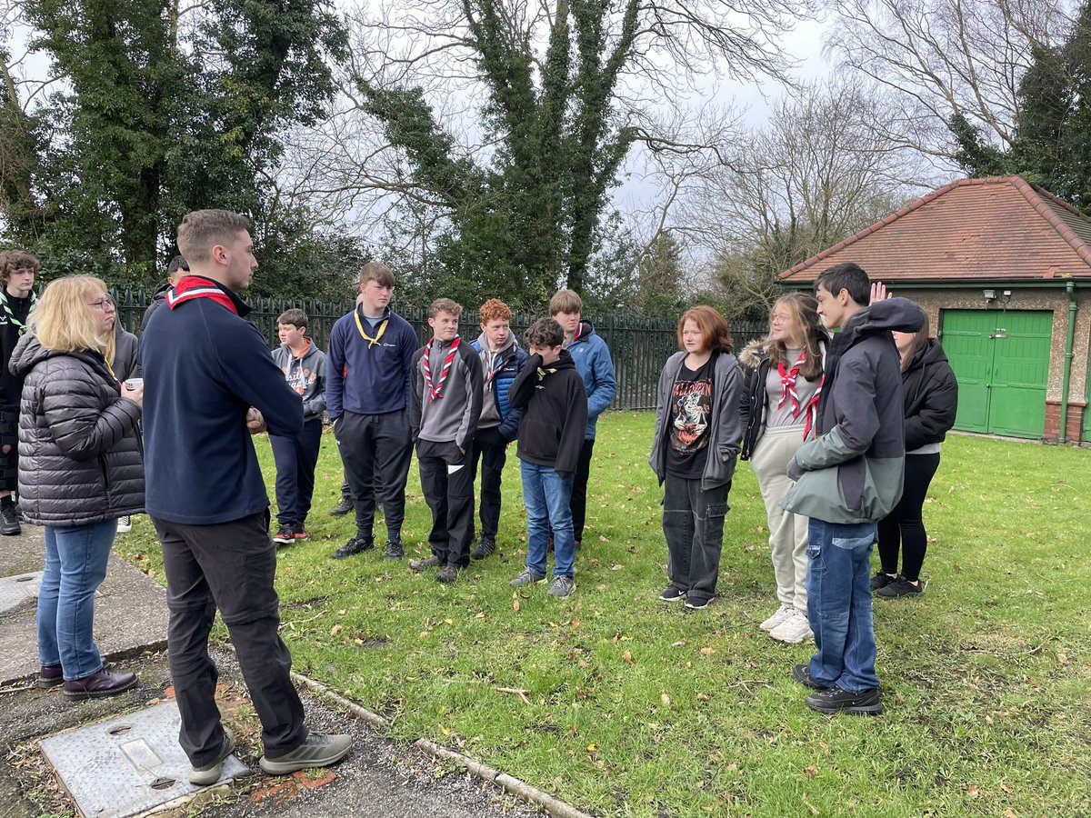 merseyweaver's tweet image. On Saturday, fifteen Explorer Scout Young Leaders completed Module A of their Young Leader’s Training 😁 

Many thanks to Ruth, Jack, Matt and Yvonne for running it as well as our newest batch of young leaders supporting sections in our groups!