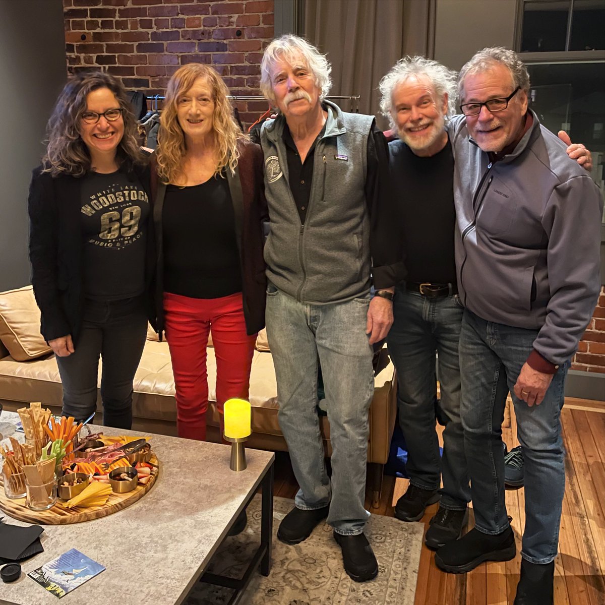 The great <a href="/tomrushmusic/">Tom Rush</a> came to our show last night and was charming and sweet and hilarious as always. What a great week of gigs the 4 of us had! Home now, ready for lots of sleep and time with the pup.