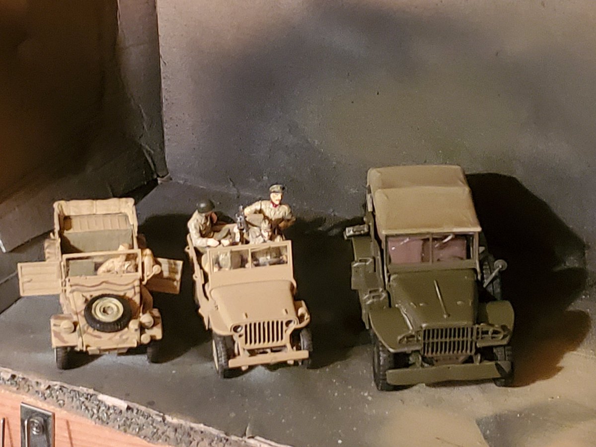 #icmembers what's your staff car of choice?
Kubelwagen?
Jeep?
or Dodge?
I'm guessing @Gliderpilot44 would choose the one that goes in the #horsa