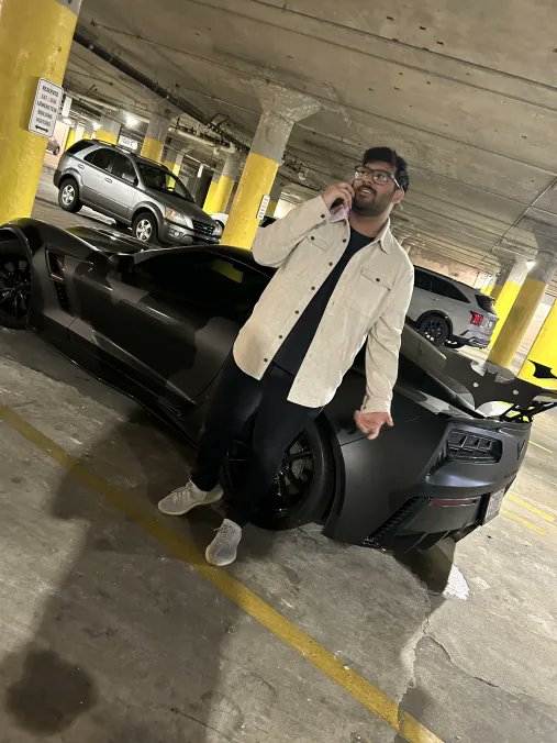NahsieTV's tweet photo. MONEY TALKZZ pulled up in the new whip for challengers. #VCTREADY @WinthropEsports https://t.co/QHkh0znSyh