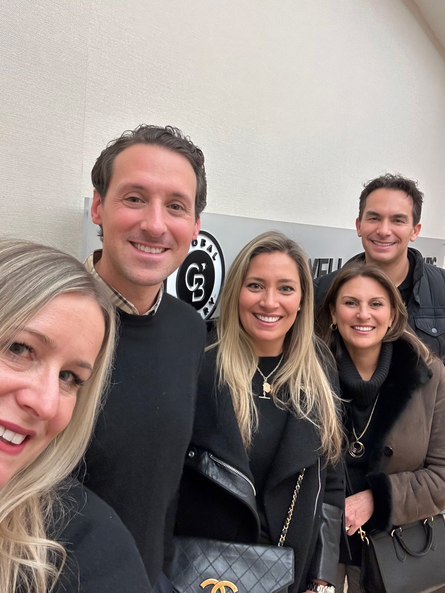 A few members of the Bross Chingas Bross Team spent the day in New York City yesterday for an informative gathering with our <a href="/ColdwellBanker/">Coldwell Banker</a> colleagues from our Manhattan, Westchester and Fairfield County offices.
BrossChingas.com | Info@BrossChingas.com 
#CTrealestate #CT