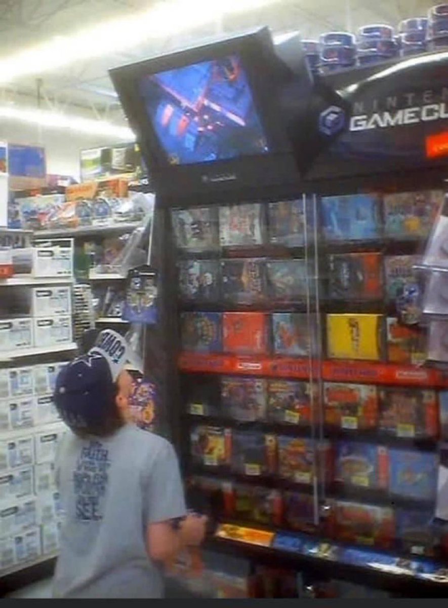 Today kids will never know how fun Walmart used to be😢