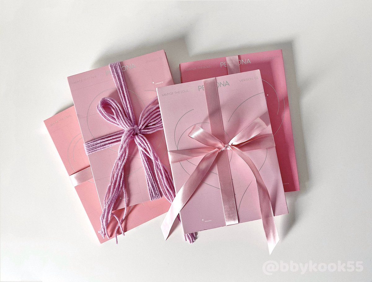 ♡ Valentine’s Persona GA ♡
→ RT and MBF 
→ Open WW and ends 02/14. 

Winner will receive random sealed Persona album with all inclusions 🎀