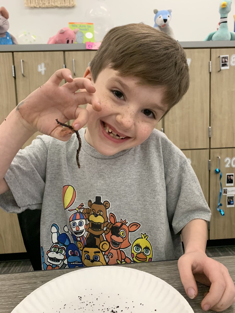 misscoltharp's tweet photo. Worm day 🪱! #hammheroes #hammfam @hammelem https://t.co/WBxTTwrpBs