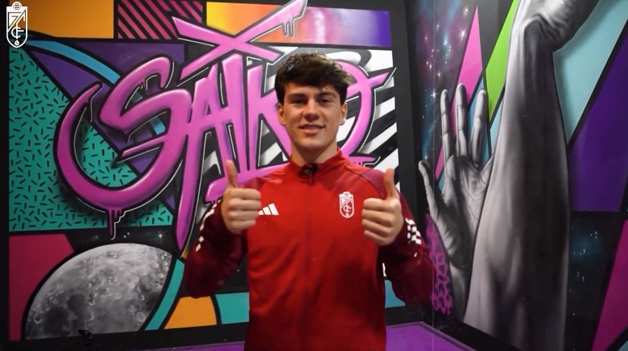 Much many few little упражнения. Мем must. We had to go. Have been have gone упражнения. We had to go.