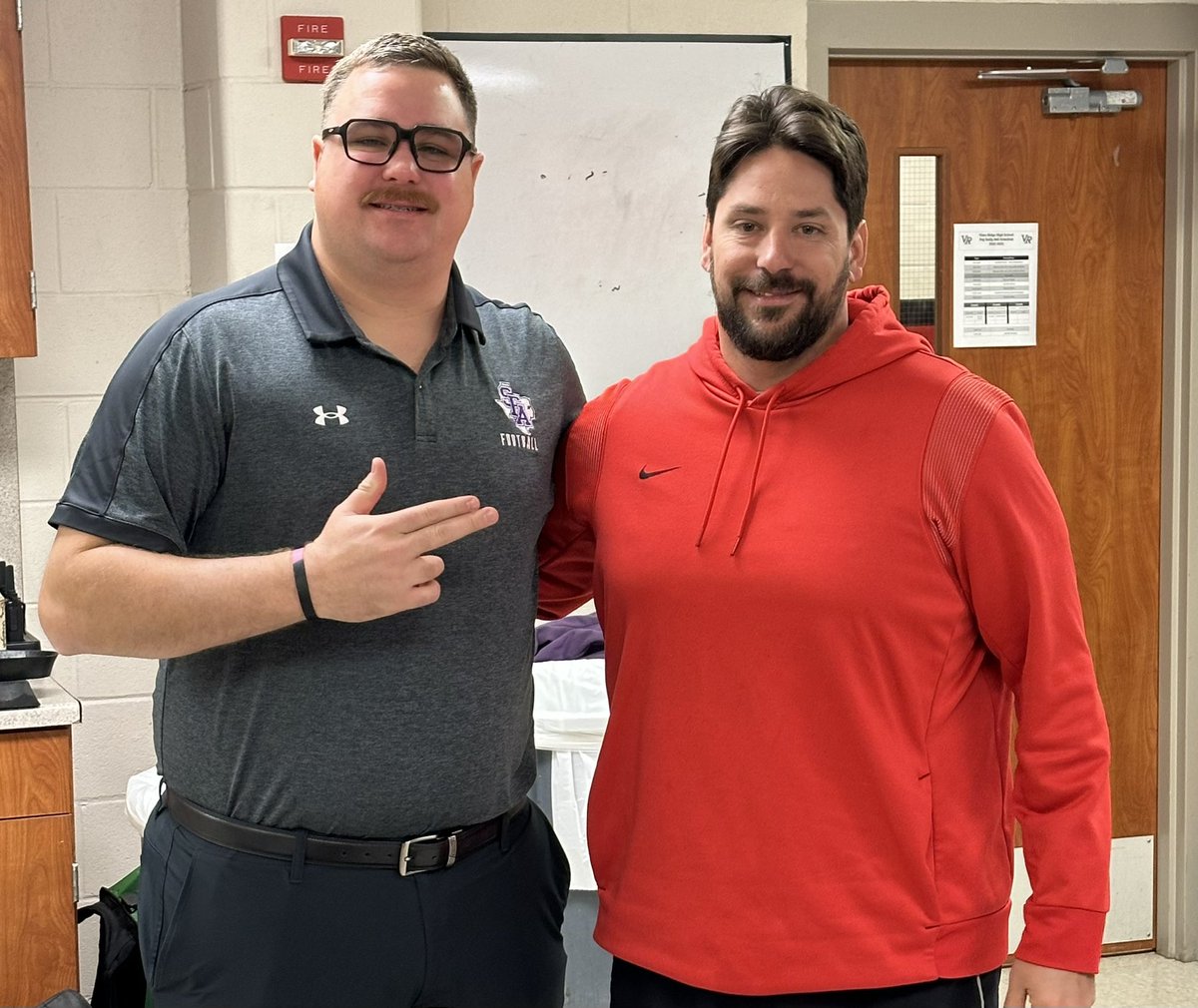 vrhsfootball's tweet image. Thanks @CoachBangSFA for stopping by and visiting with Vista Ridge Football! #AXEM #RECRUITTHERIDGE