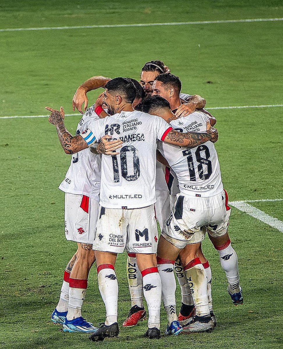 TODO NEWELL'S tweet media