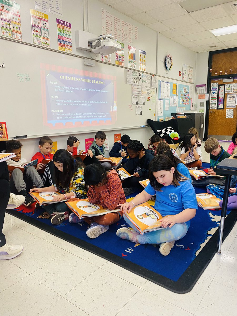 Ms. Huntington’s 3rd graders corralled together reading a realistic fiction text, Clementine, in the Wonders anthology. @dr_cheatham @CrabappleColts @mremoryrawlings @havensCCES #EveryChildReads.