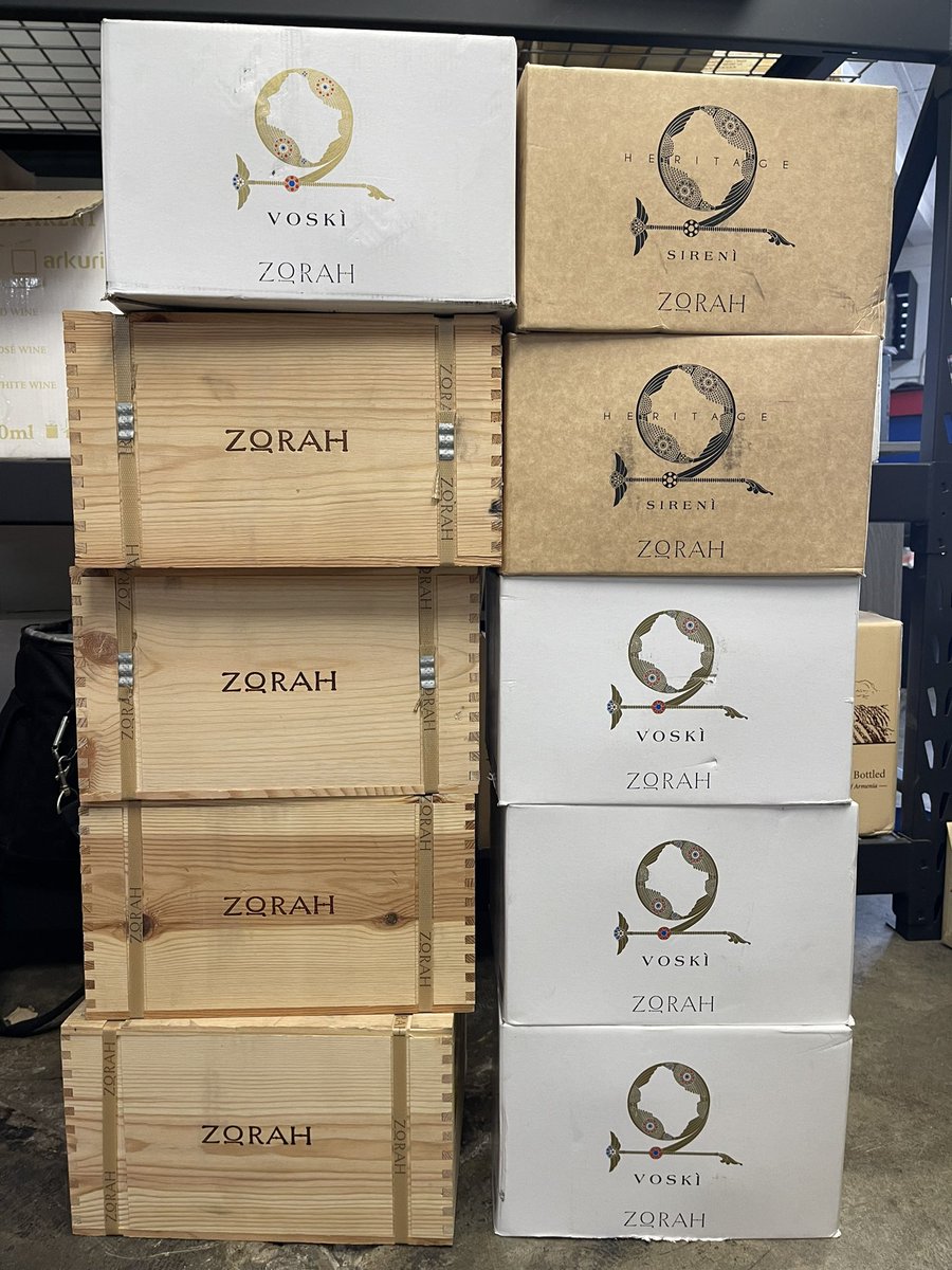 More #Zorah Wines in the House!
MyWinePlus.com 

.
.
.
.
.
#winesofarmenia #armenianwines #armenian #armenia #mywineplus #stepanbaghdassarian #alwaysdrinkthegoodstuff #zorahkarasi #zorahyeraz