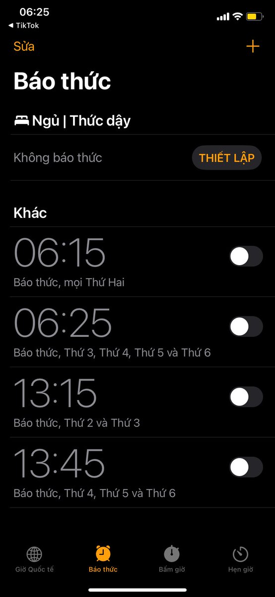 Lũ trẻ nghỉ Tết từ hôm nay. Và tất cả chế độ hẹn giờ của Mẹ được ngắt 😍